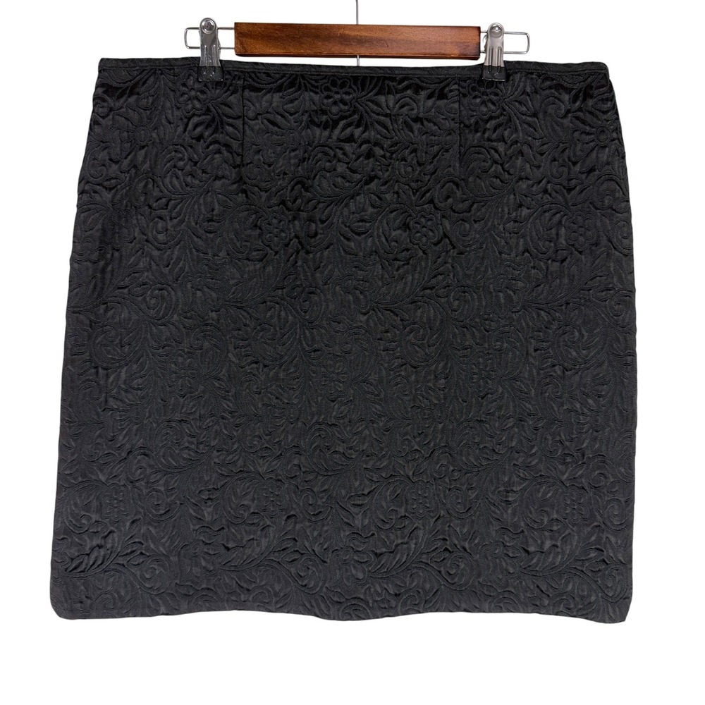 Jaclyn Smith Classic Women's 18 Black Floral Matelasse Mini Skirt Career Lined